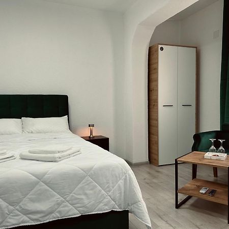 Greenhill Apartments クマノヴォ エクステリア 写真