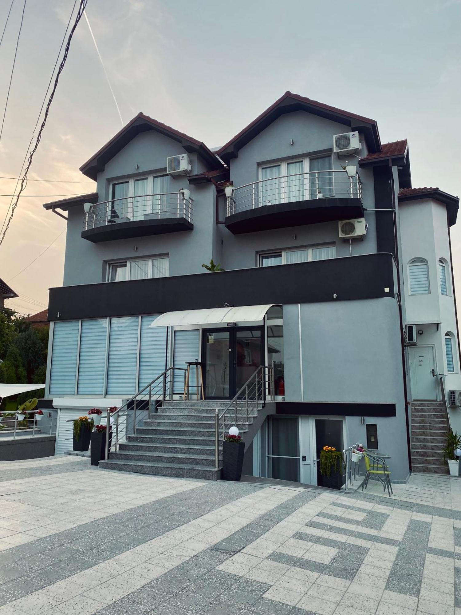 Greenhill Apartments クマノヴォ エクステリア 写真